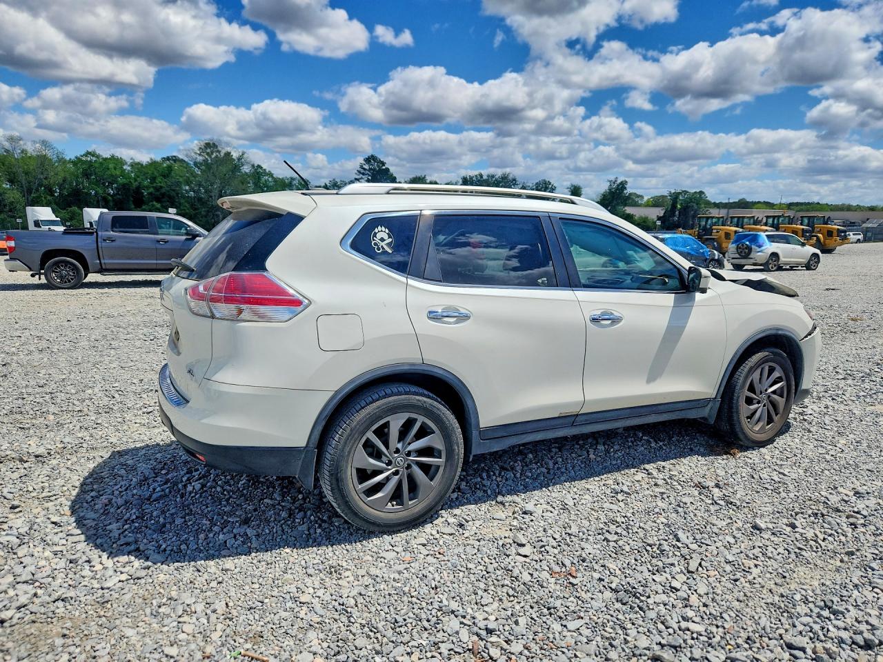 2016 NISSAN ROGUE S photo 5