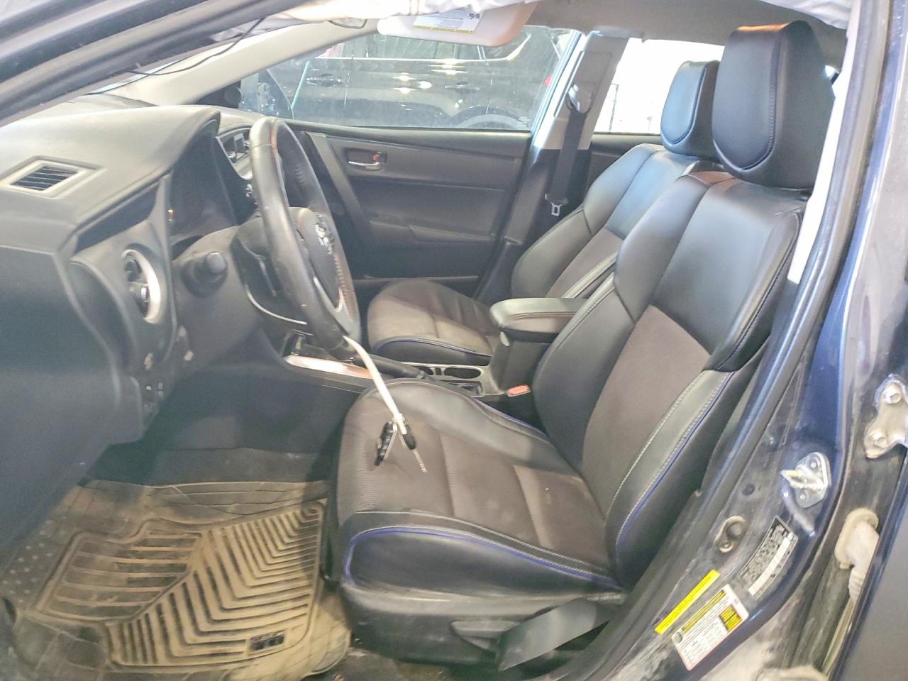 2018 TOYOTA COROLLA SE photo 13