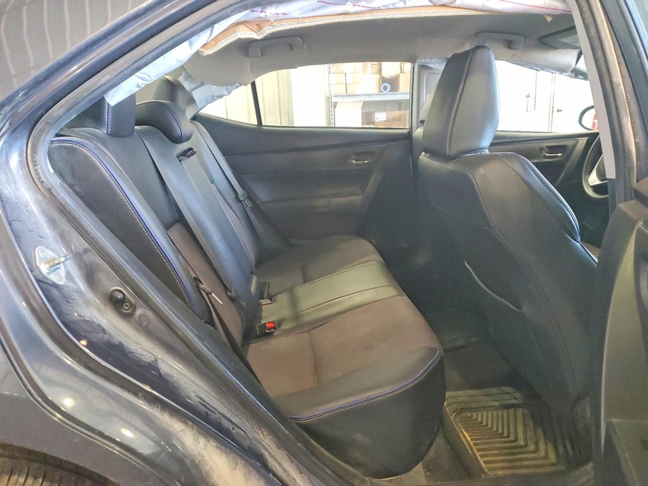 2018 TOYOTA COROLLA SE photo 19