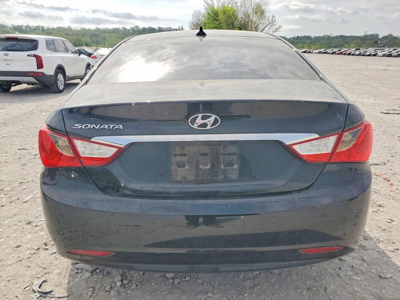 2013 HYUNDAI SONATA GLS photo 11
