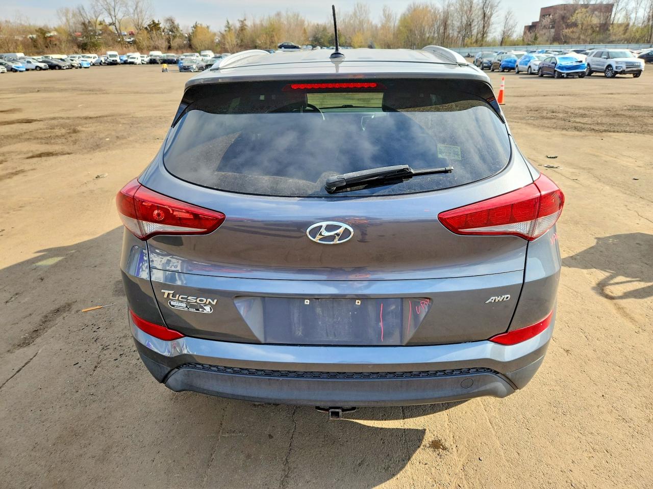 2016 HYUNDAI TUCSON SE photo 16