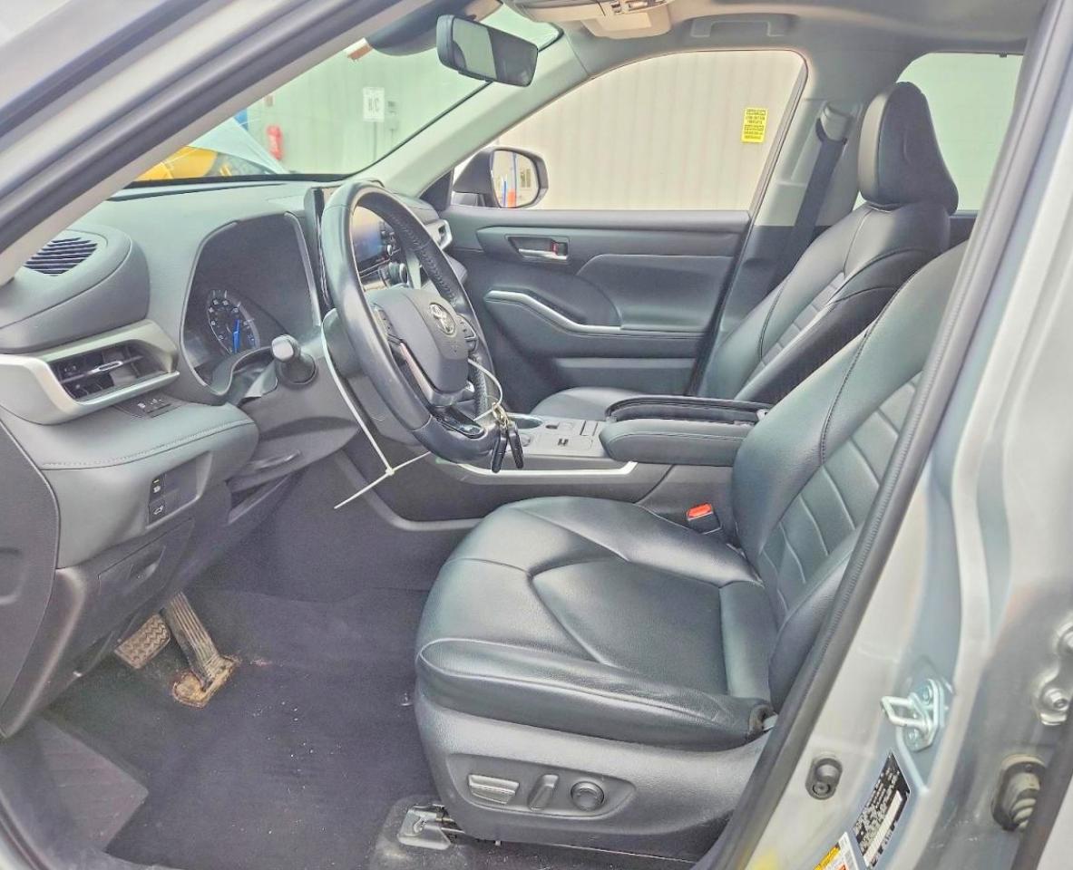 2021 TOYOTA HIGHLANDER HYBRID XLE photo 13
