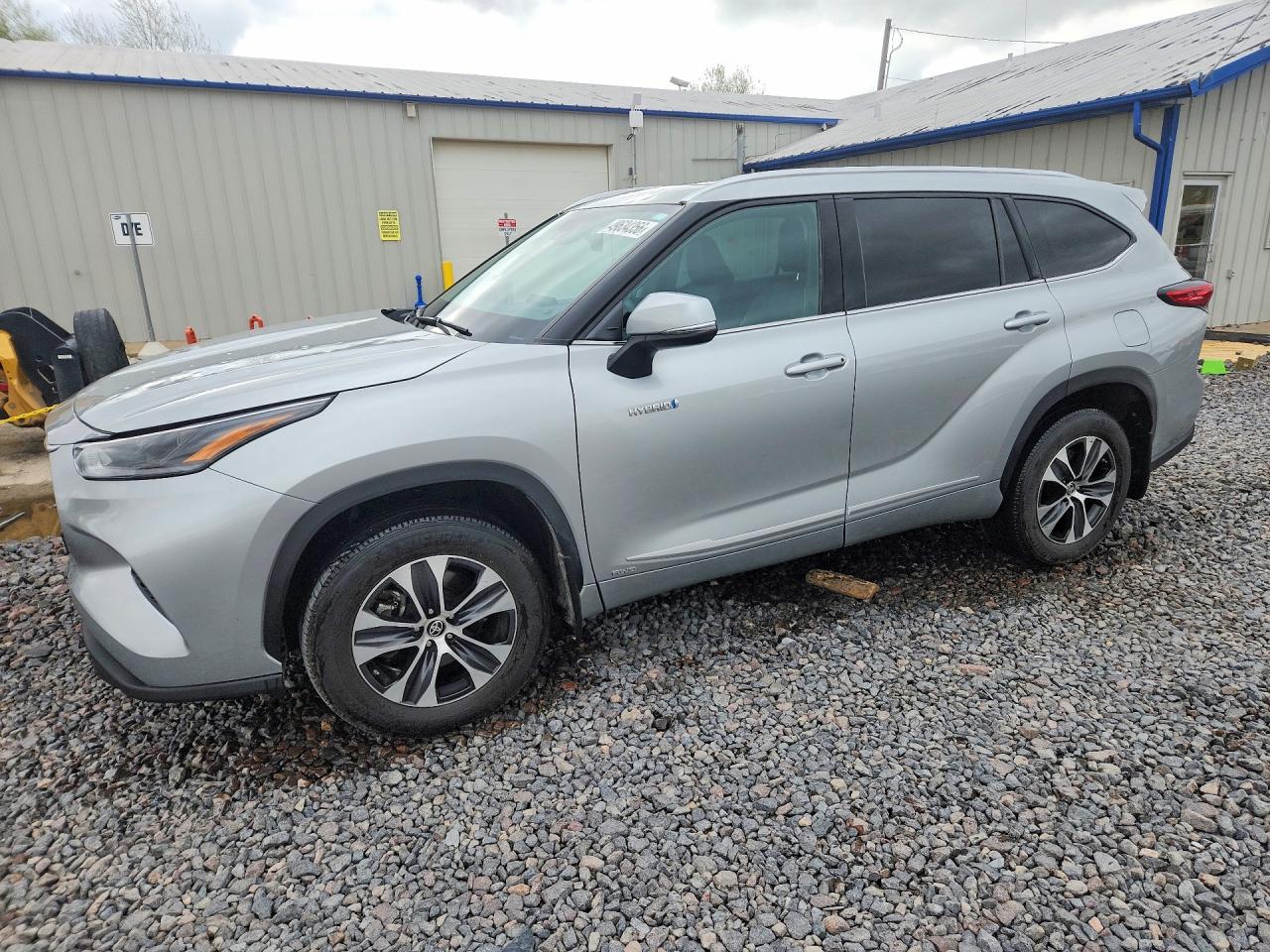 2021 TOYOTA HIGHLANDER