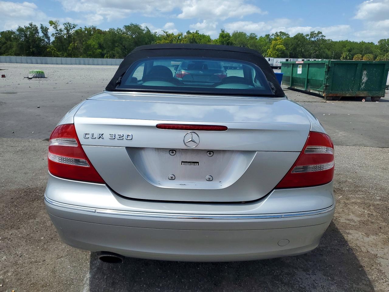 2005 MERCEDES-BENZ CLK 320 photo 11