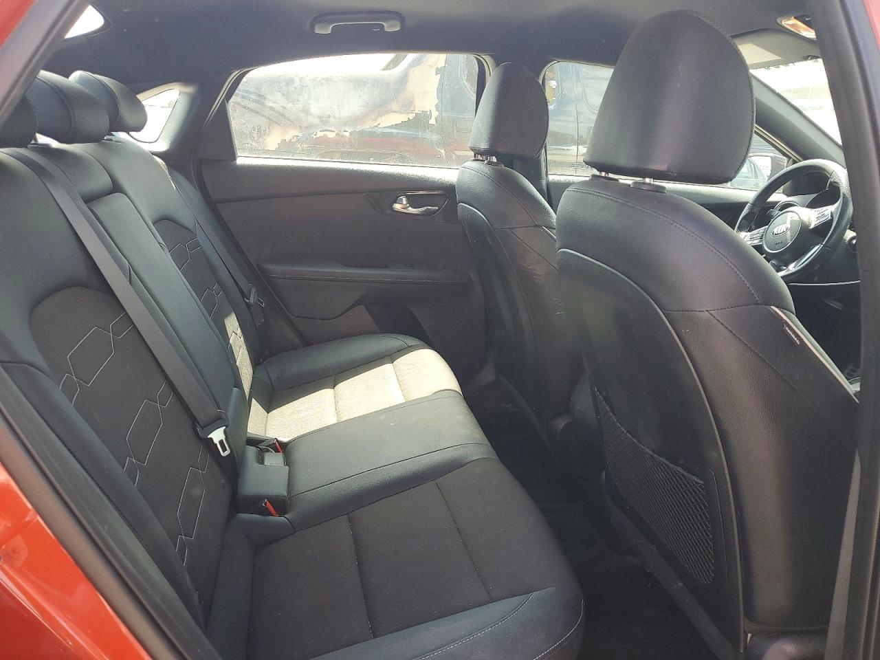 2021 KIA FORTE GT LINE photo 19