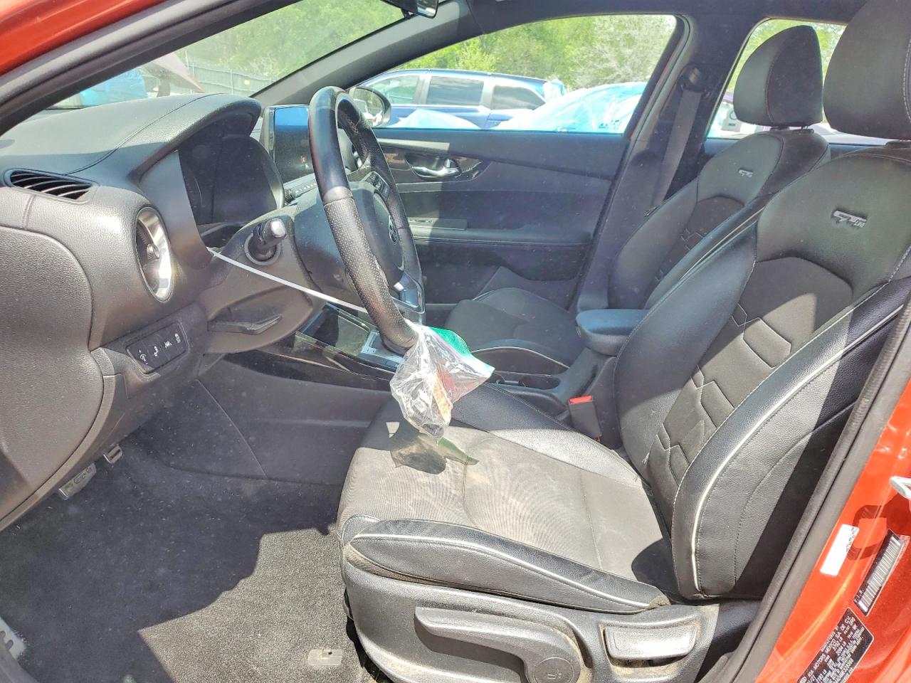 2021 KIA FORTE GT LINE photo 13