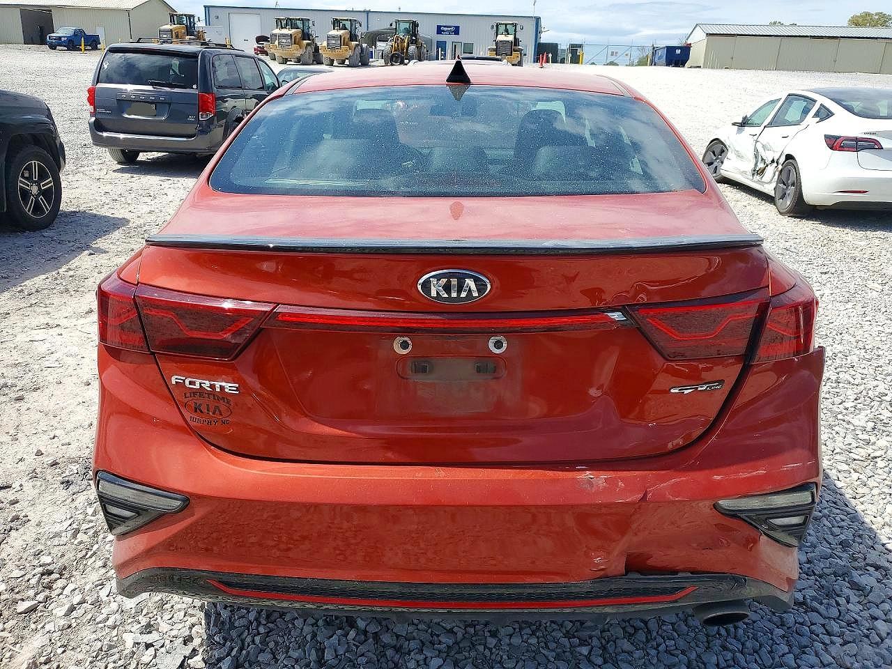 2021 KIA FORTE GT LINE photo 11