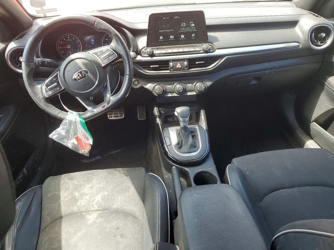 2021 KIA FORTE GT LINE photo 15