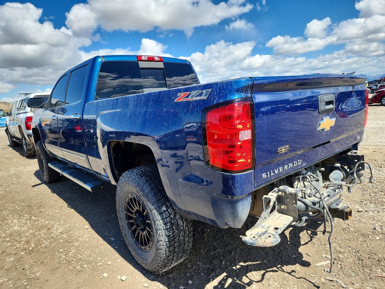 2016 CHEVROLET SILVERADO K2500 HEAVY DUTY LTZ photo 4