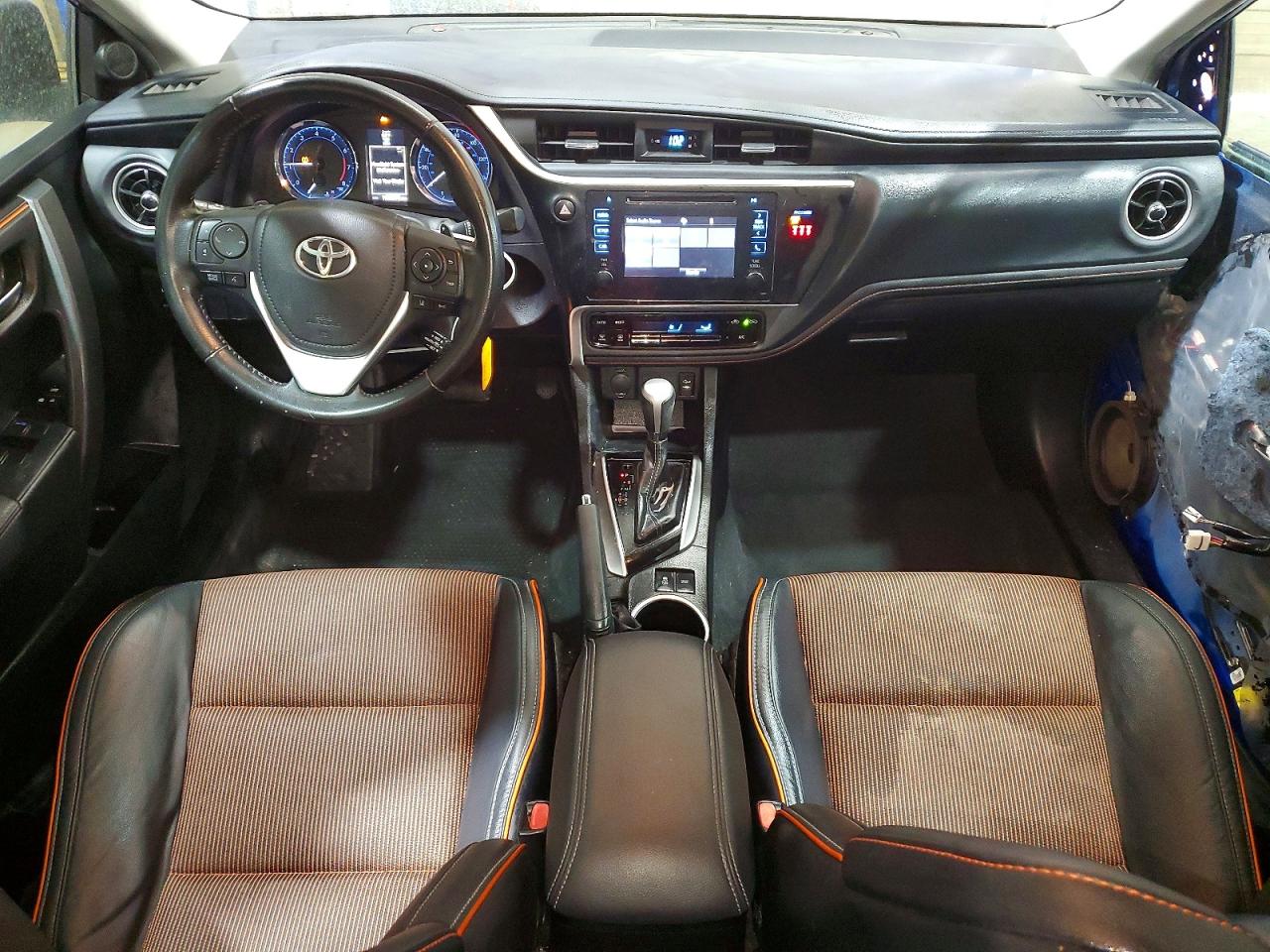 2019 TOYOTA COROLLA SE photo 22