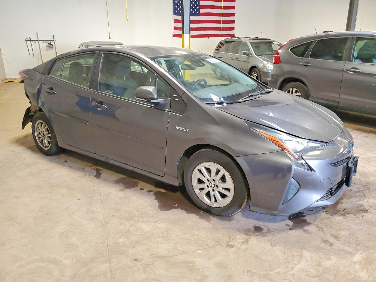 2018 TOYOTA PRIUS ONE photo 10