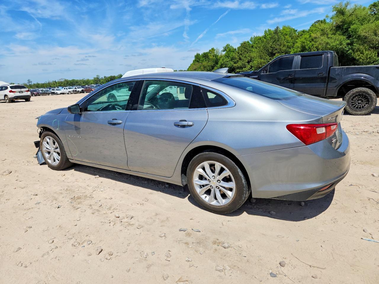 2025 CHEVROLET MALIBU LT photo 2