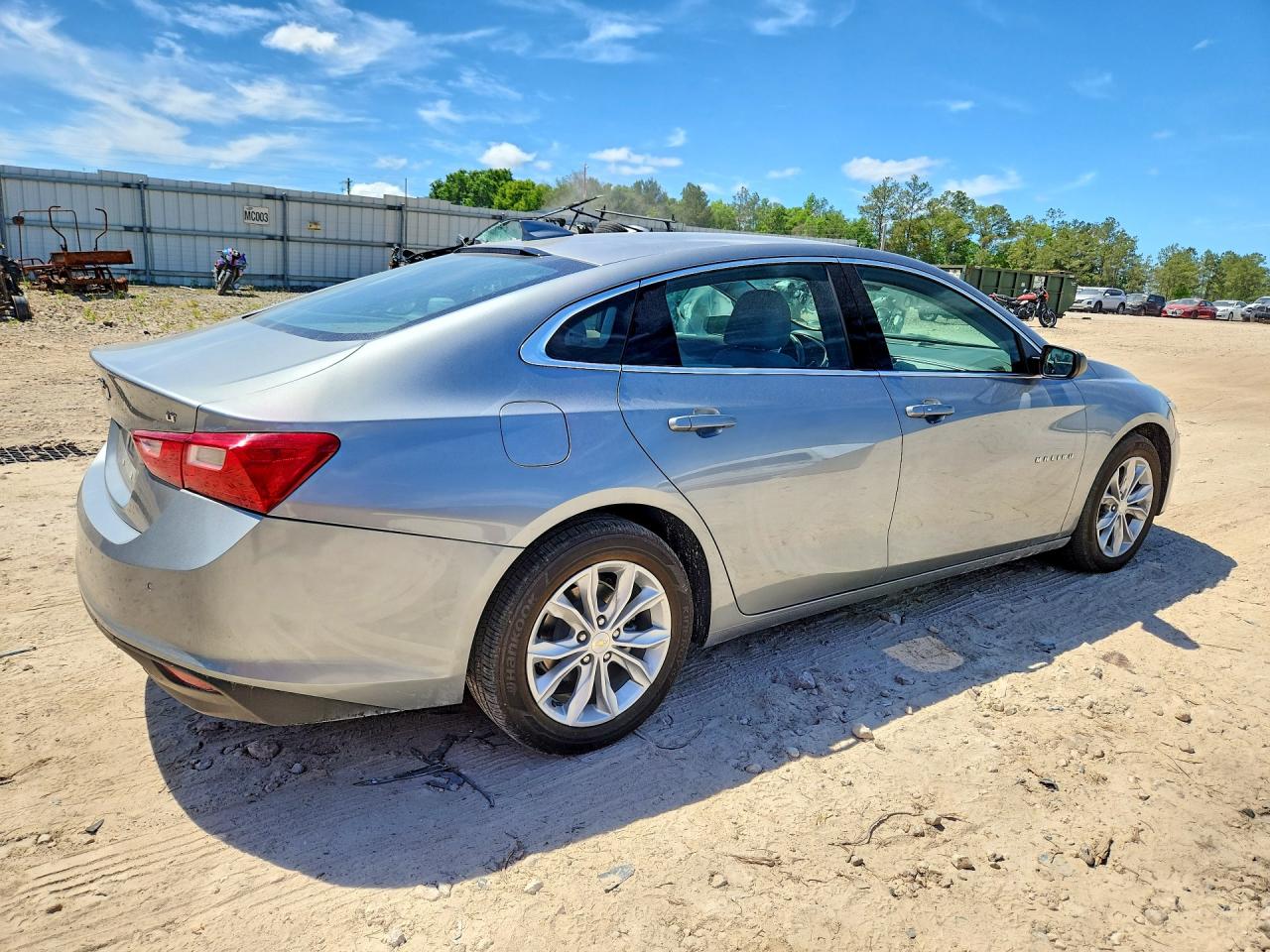 2025 CHEVROLET MALIBU LT photo 3