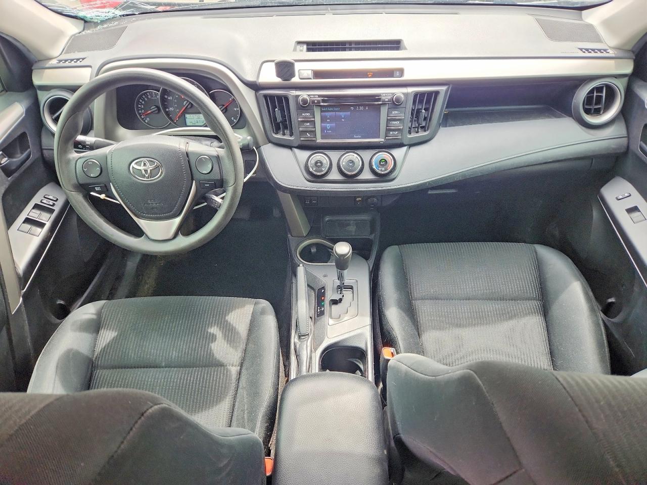 2016 TOYOTA RAV4 LE photo 8