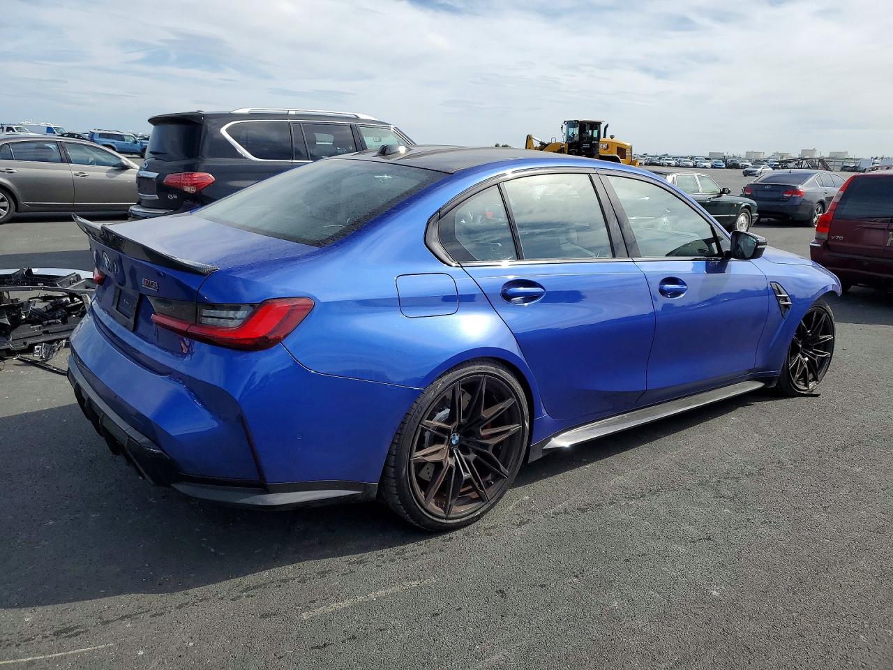 2026 BMW M3 COMPETITION photo 3