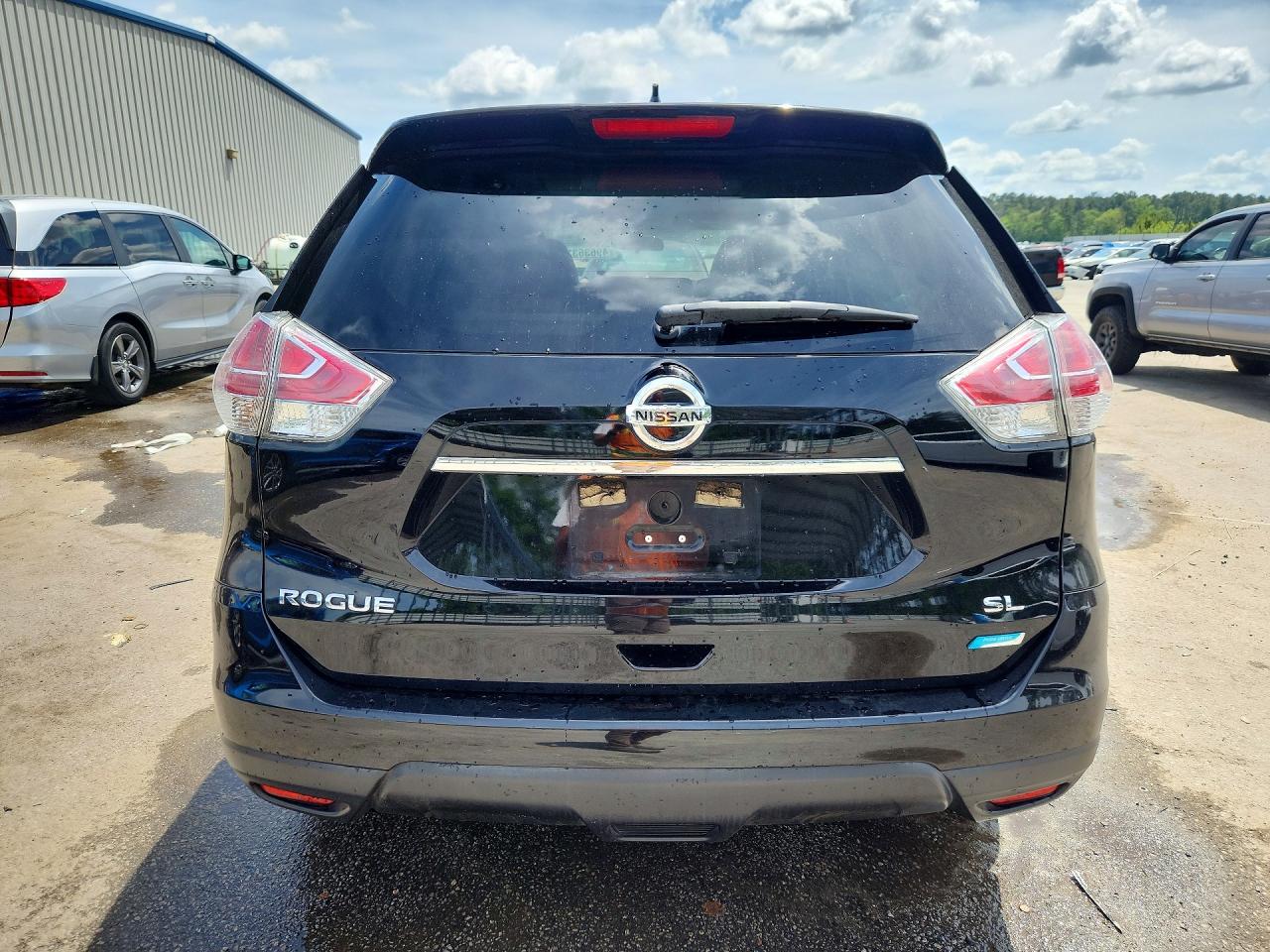 2014 NISSAN ROGUE S photo 16