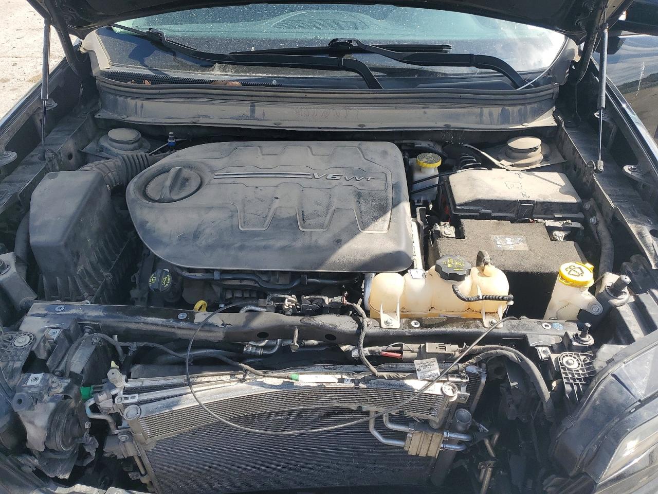 2019 JEEP CHEROKEE LATITUDE photo 12