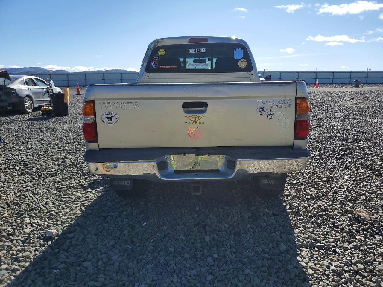 2003 TOYOTA TACOMA DOUBLE CAB photo 11