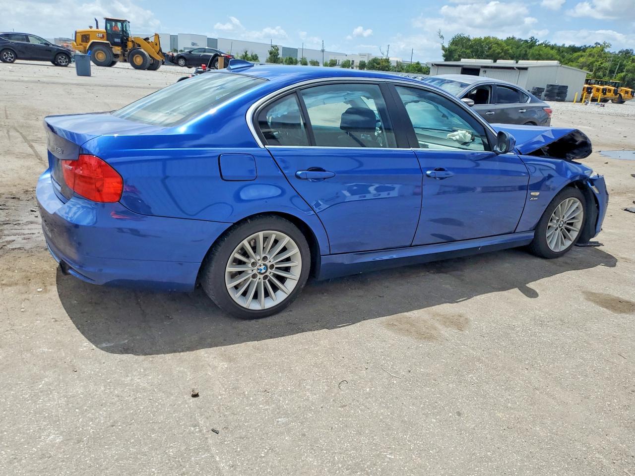2011 BMW 335 XI photo 5