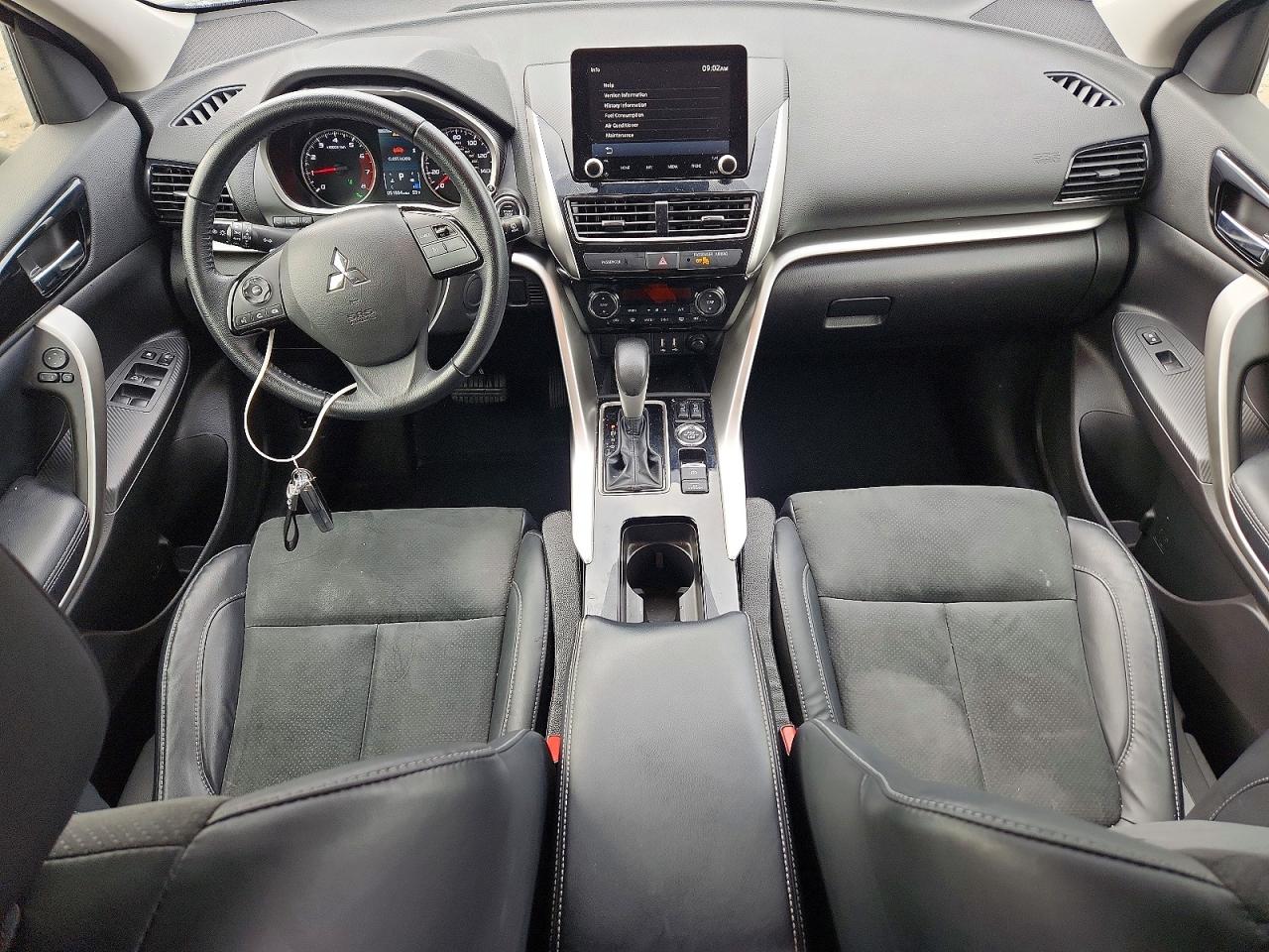 2023 MITSUBISHI ECLIPSE CROSS SE photo 15