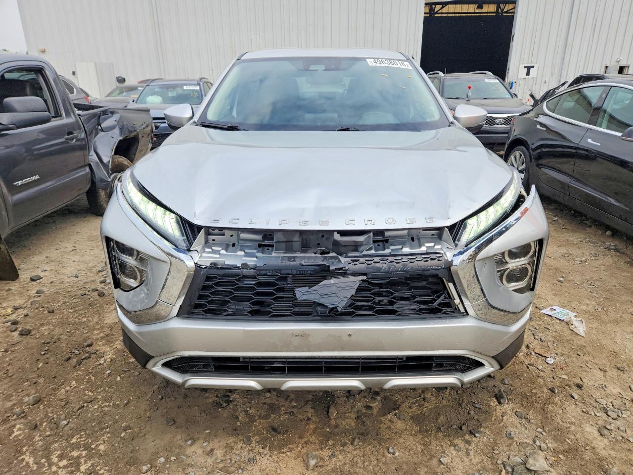 2023 MITSUBISHI ECLIPSE CROSS SE photo 9