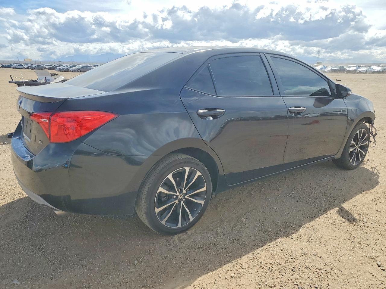 2018 TOYOTA COROLLA SE photo 7