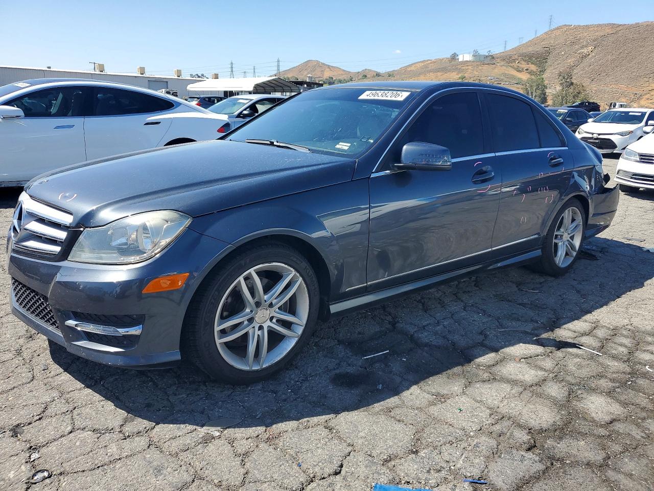 2013 MERCEDES-BENZ C