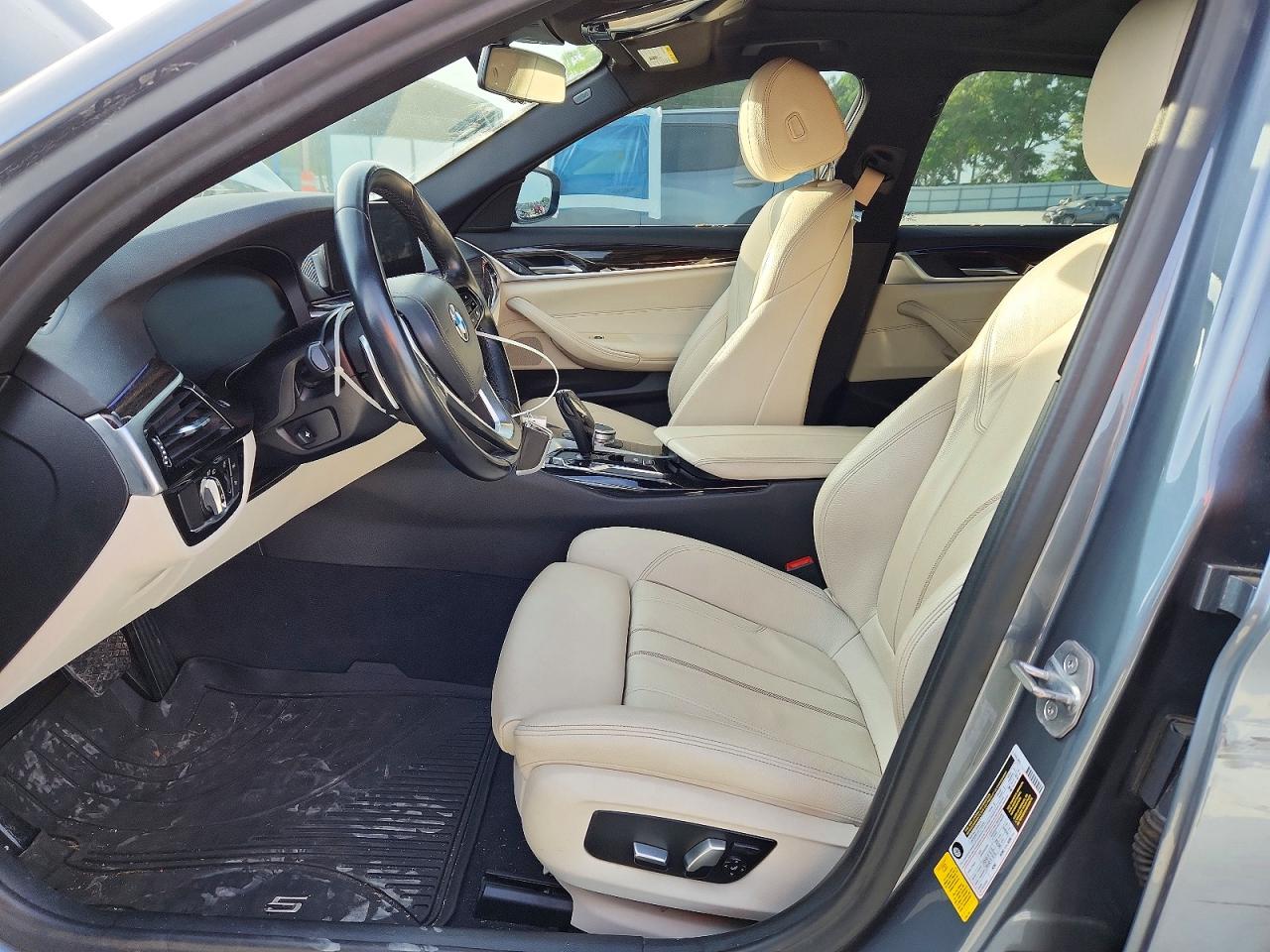 2020 BMW 530 I photo 13