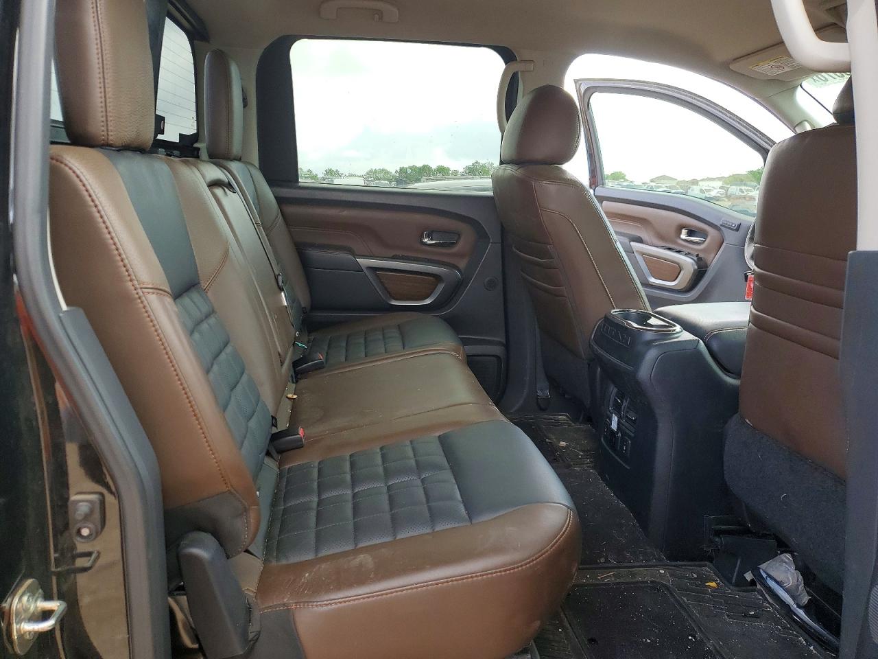 2016 NISSAN TITAN XD PLATINUM RESERVE photo 19