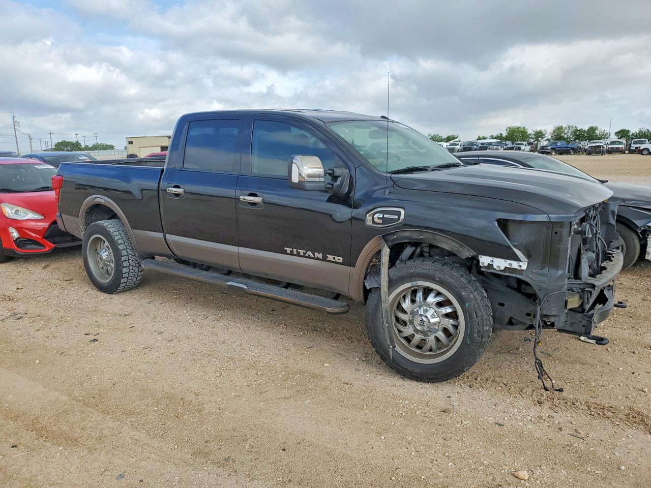 2016 NISSAN TITAN XD PLATINUM RESERVE photo 7