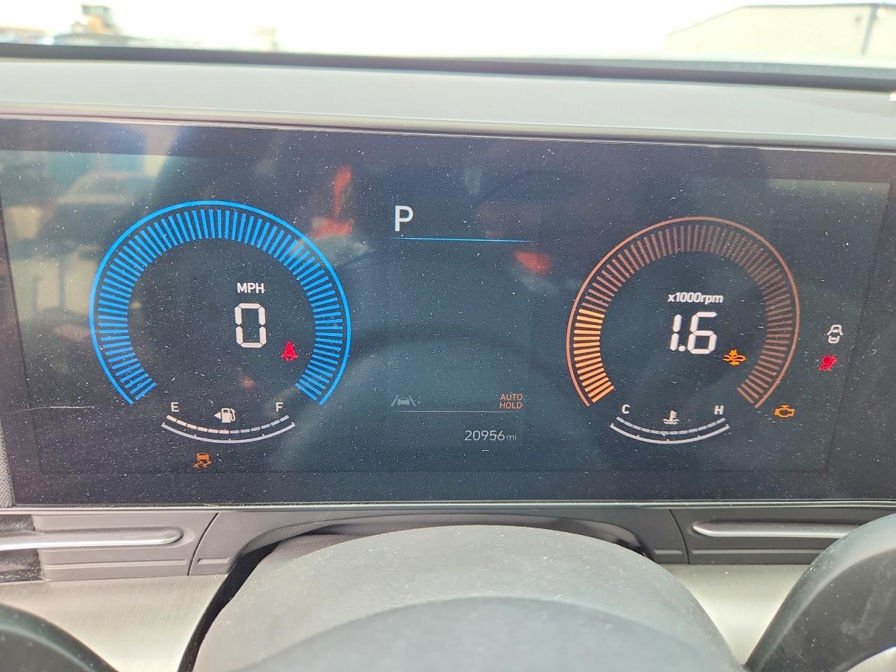2025 HYUNDAI KONA SEL photo 25