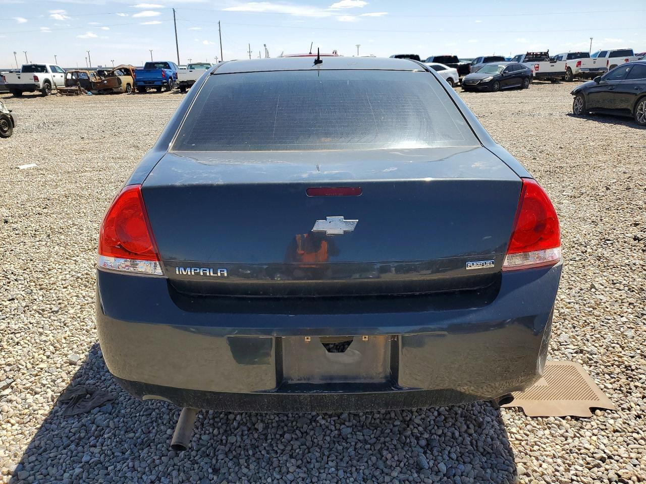 2013 CHEVROLET IMPALA LT photo 6