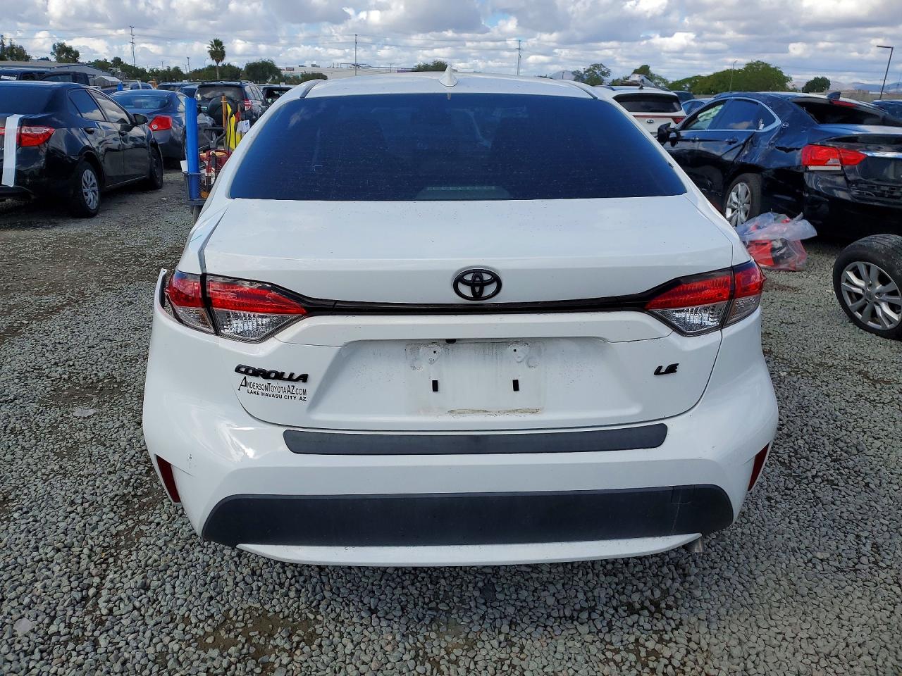 2022 TOYOTA COROLLA LE photo 11