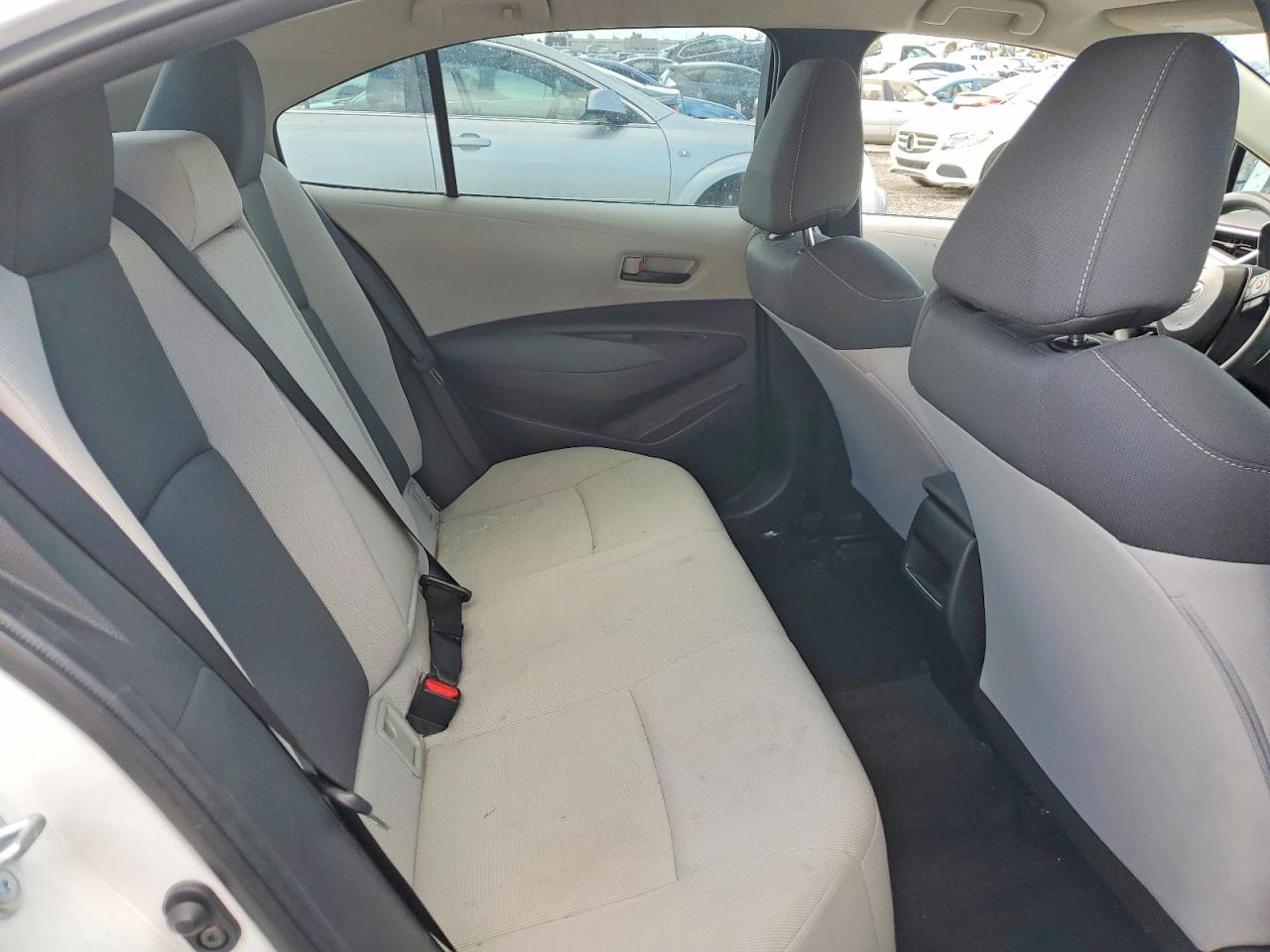2022 TOYOTA COROLLA LE photo 19
