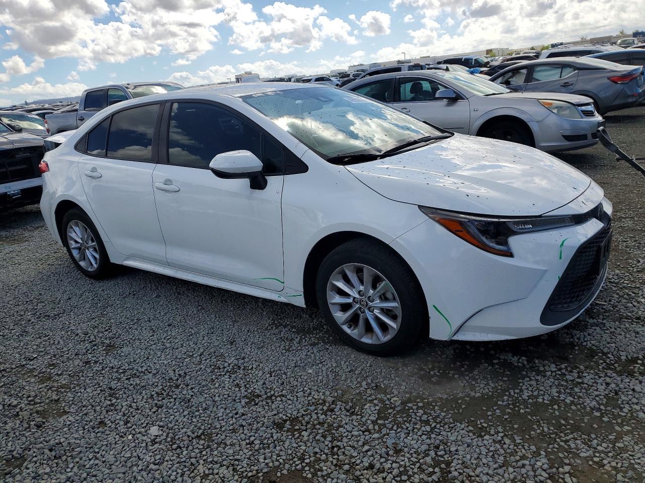 2022 TOYOTA COROLLA LE photo 7