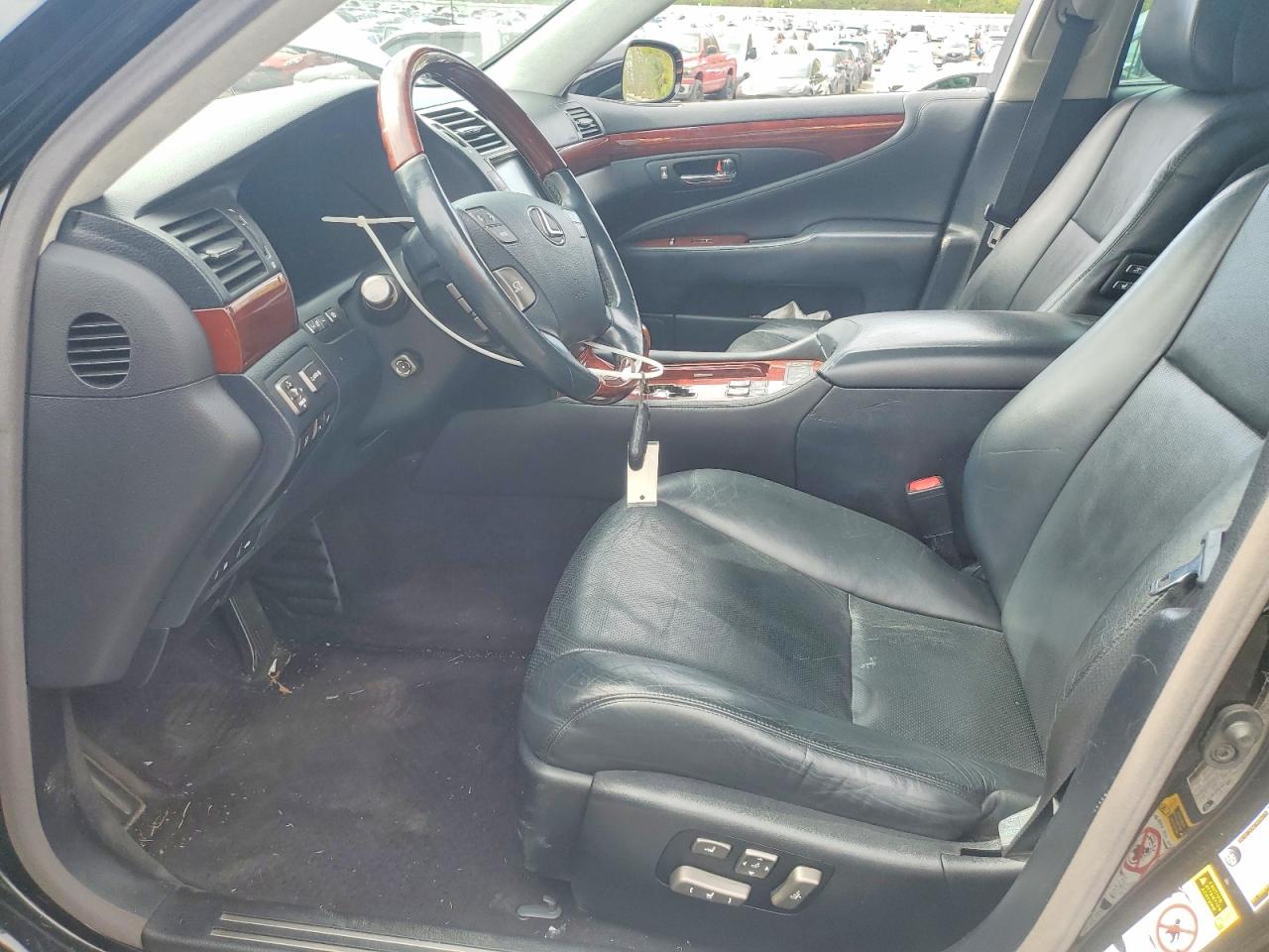 2007 LEXUS LS 460L photo 7