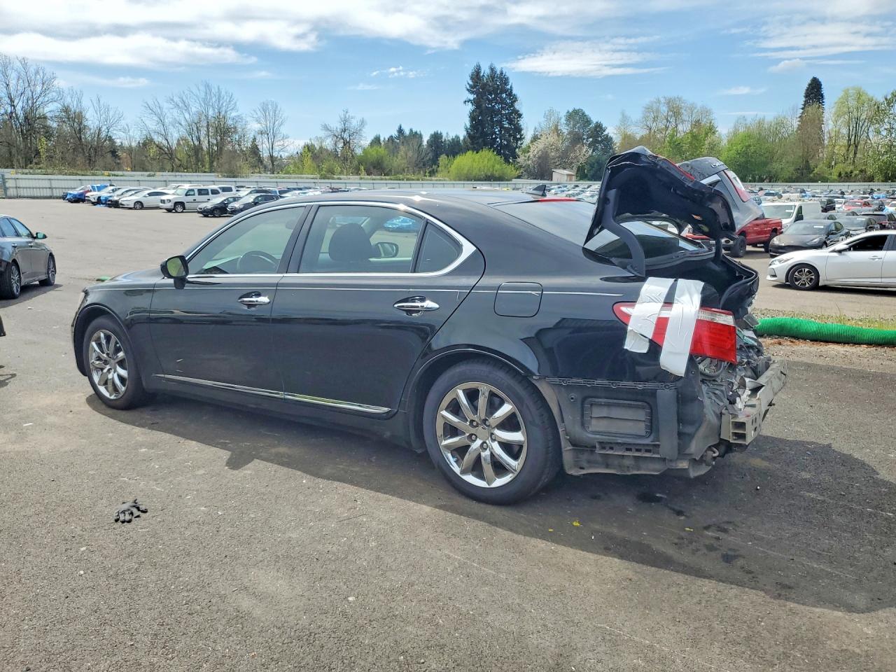2007 LEXUS LS 460L photo 2