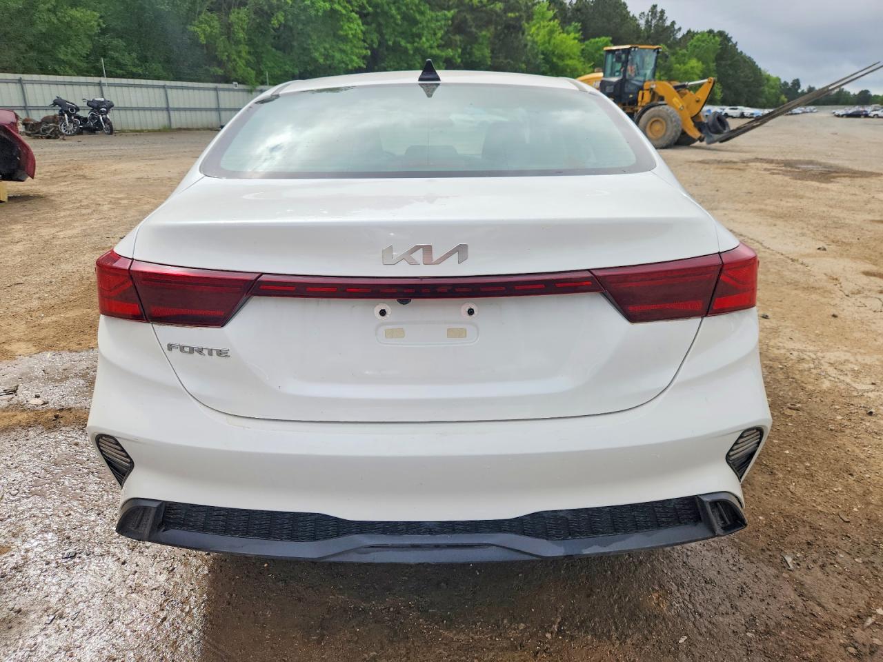 2024 KIA FORTE LXS photo 16