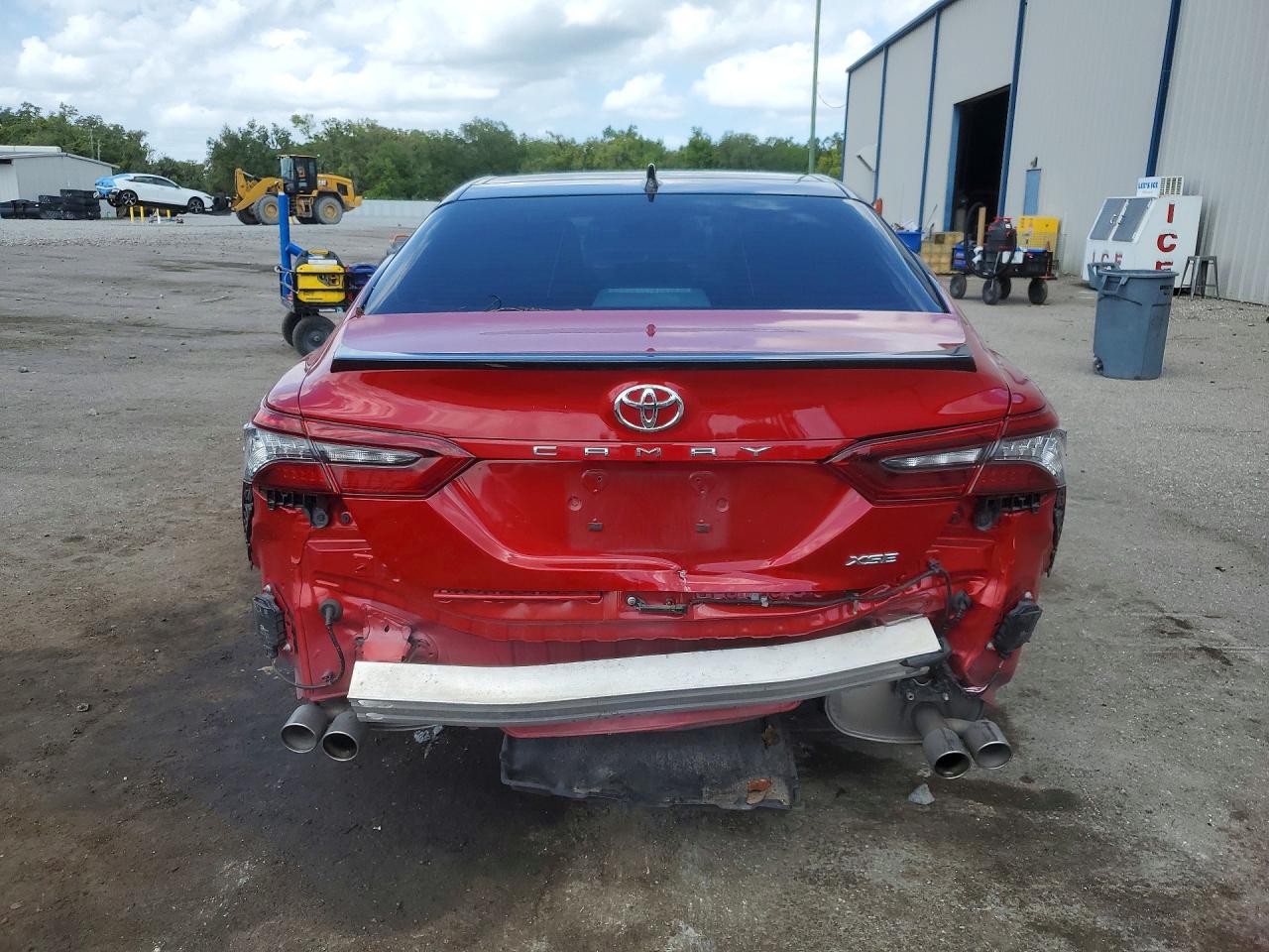 2024 TOYOTA CAMRY XSE photo 11