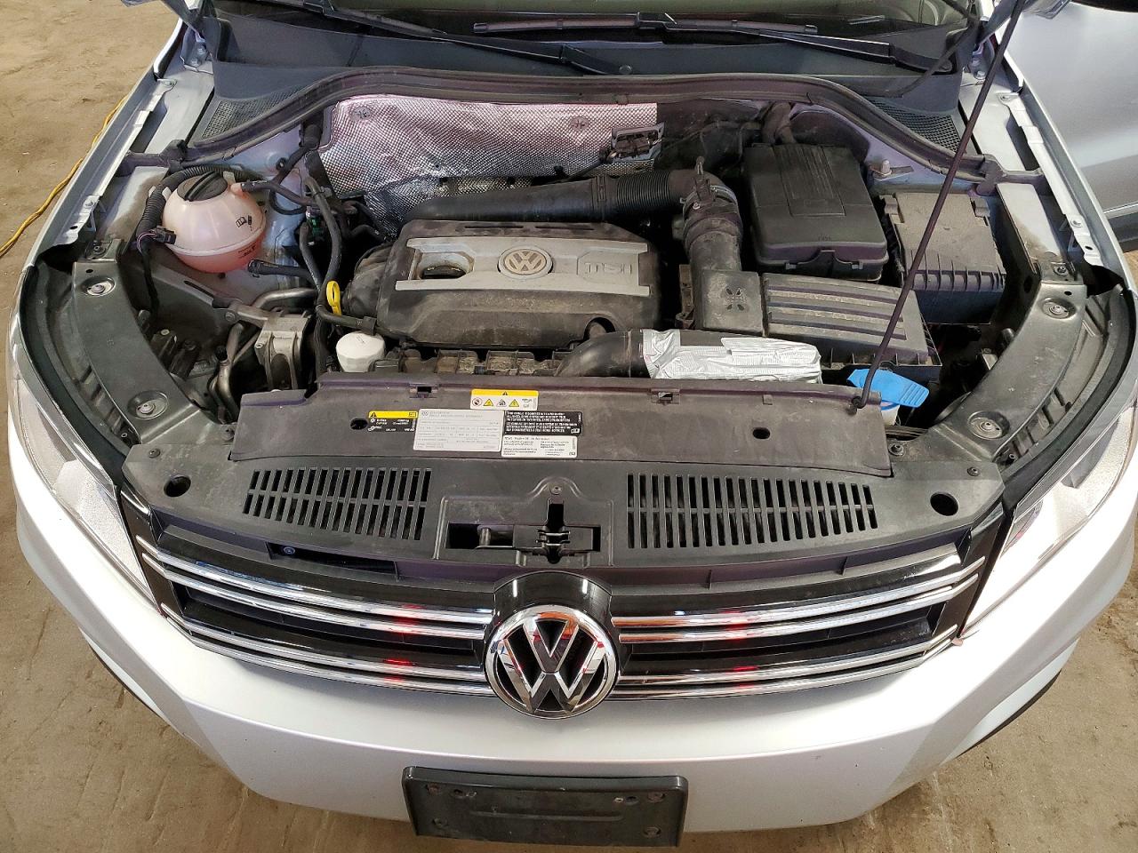 2017 VOLKSWAGEN TIGUAN WOLFSBURG photo 23