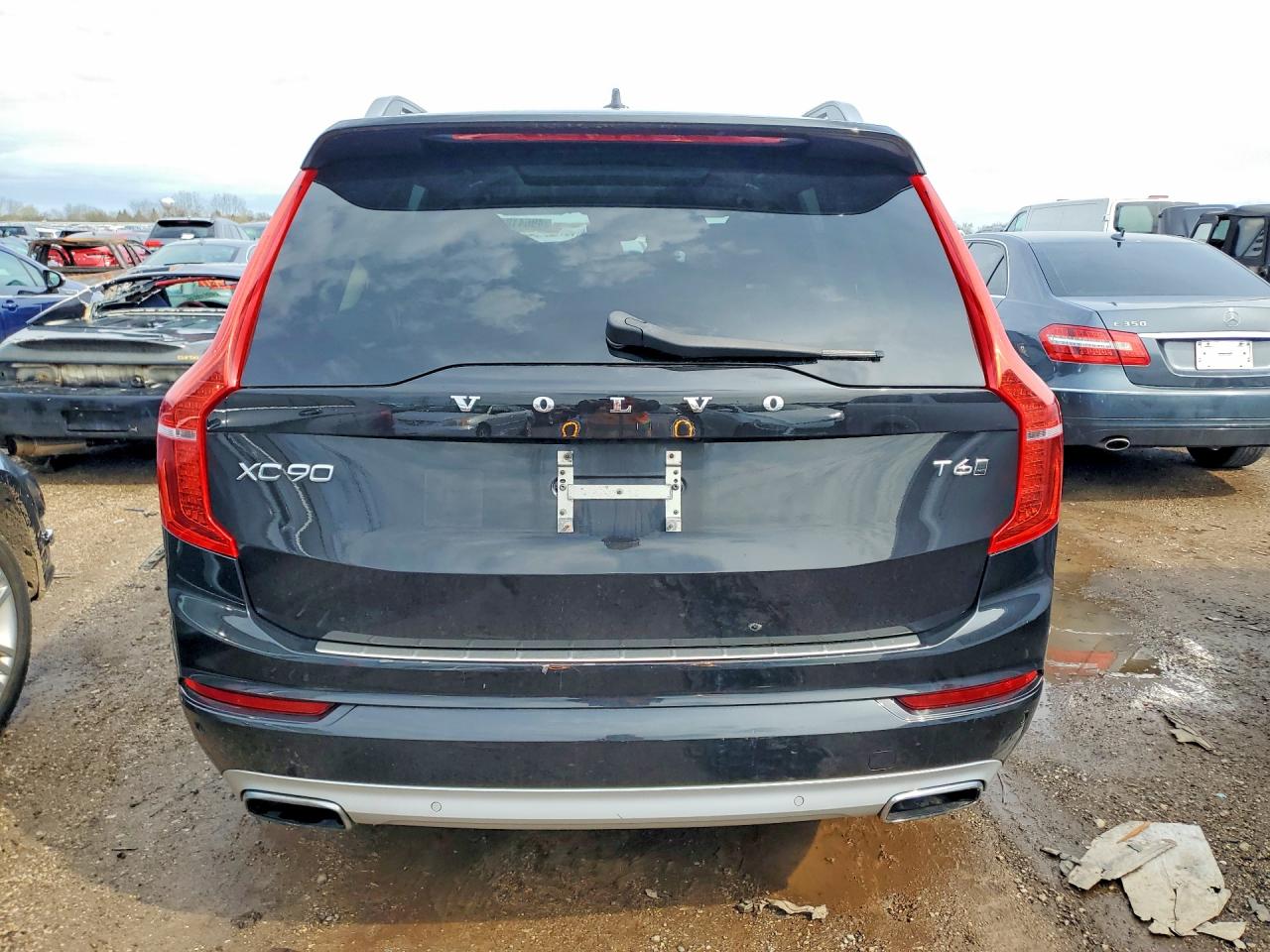 2017 VOLVO XC90 T6 photo 11