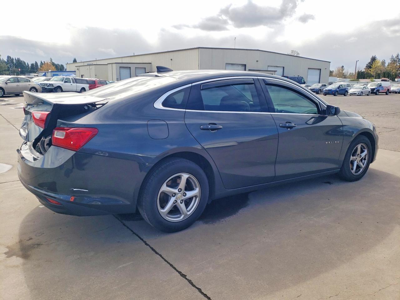 2017 CHEVROLET MALIBU LS photo 5
