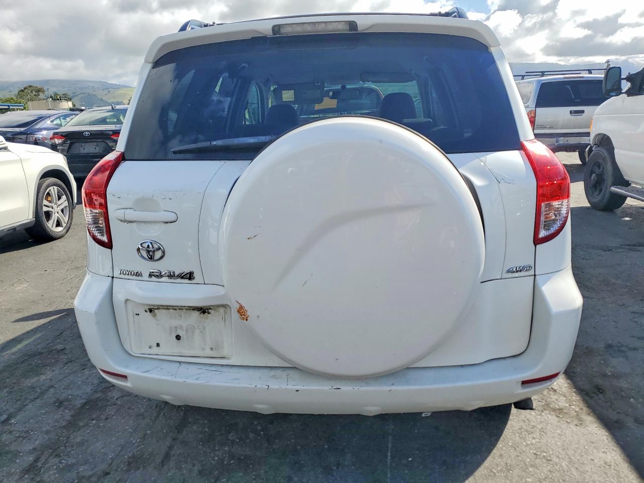 2006 TOYOTA RAV4 BASE photo 16