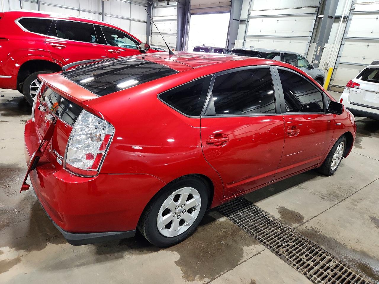 2007 TOYOTA PRIUS BASE photo 7