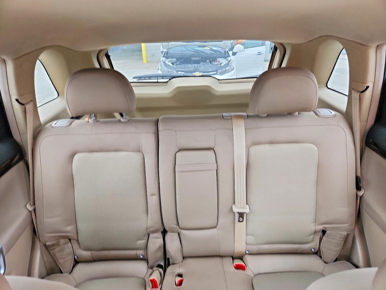 2008 SATURN VUE XE photo 10