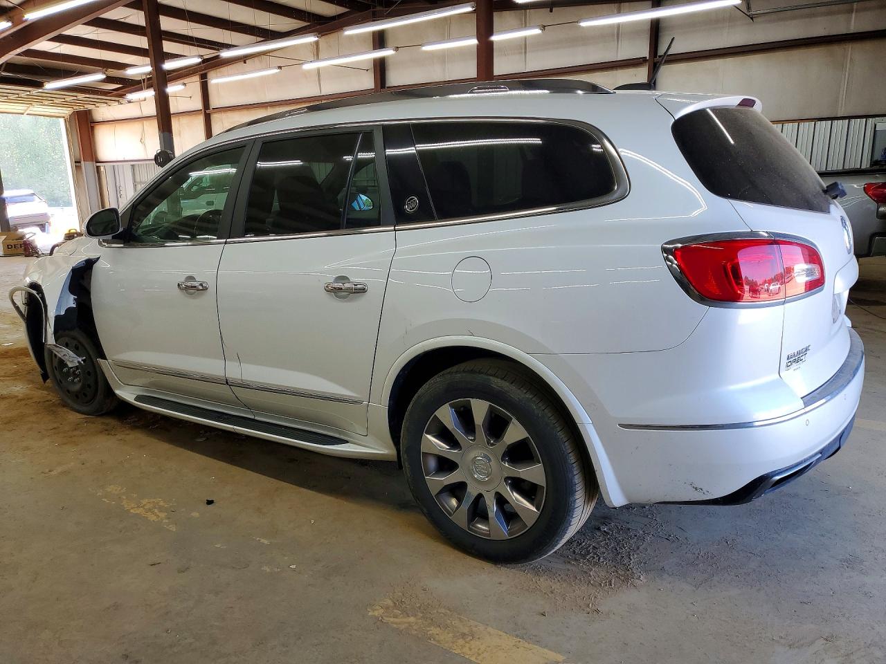 2016 BUICK ENCLAVE photo 3