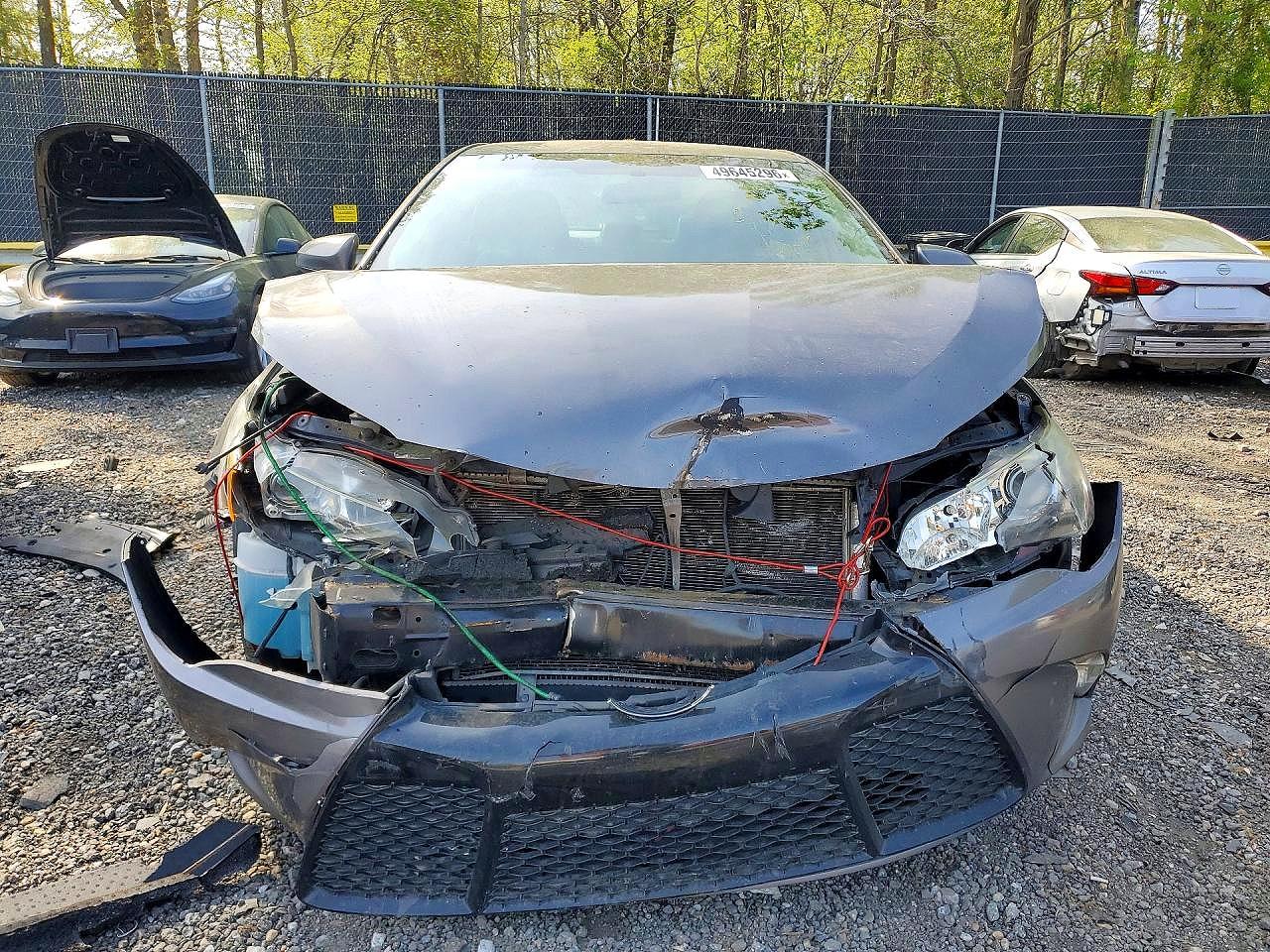 2017 TOYOTA CAMRY SE photo 13