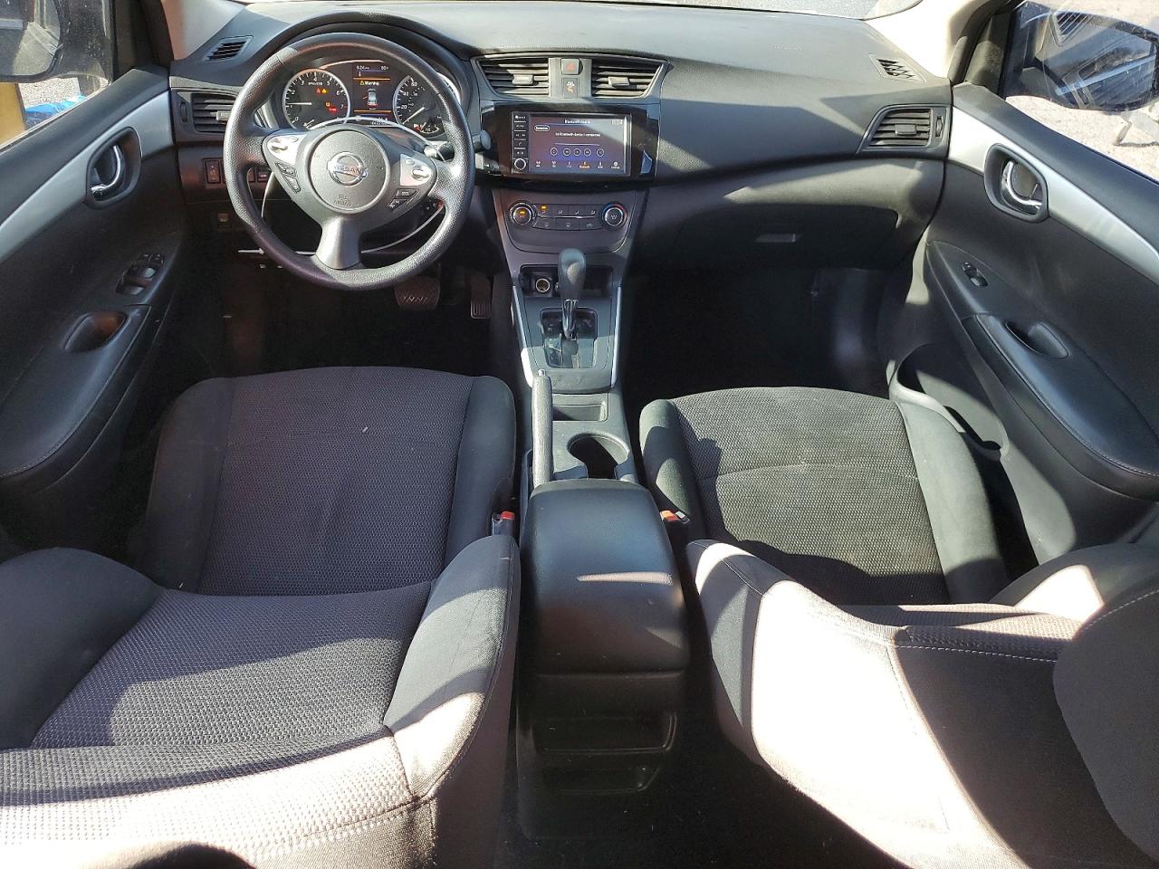 2019 NISSAN SENTRA S photo 8