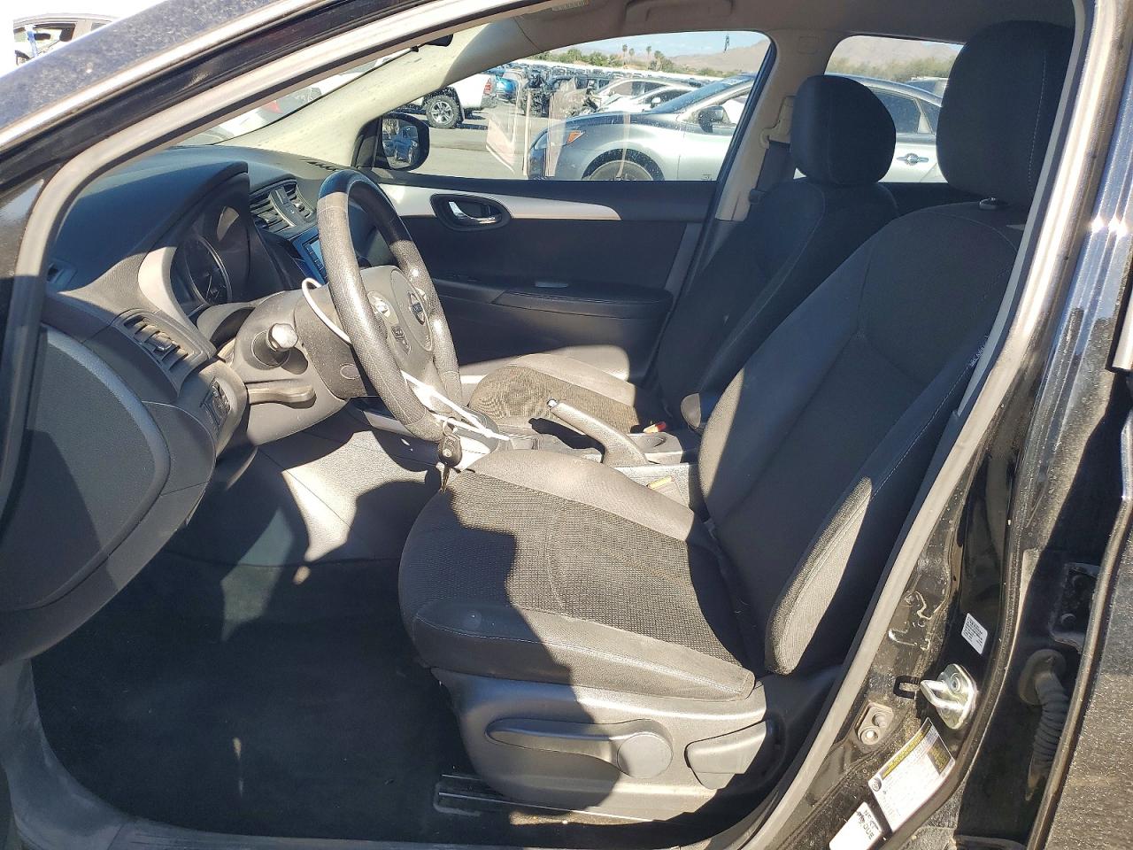 2019 NISSAN SENTRA S photo 7