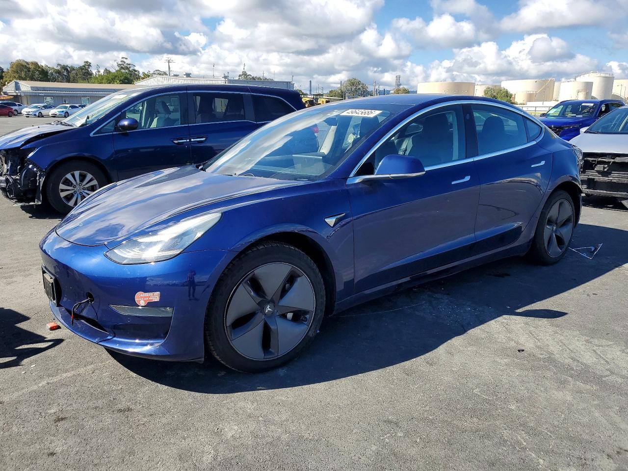 2018 TESLA MODEL 3